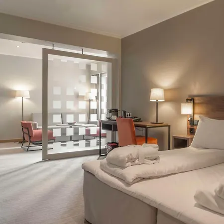 Otel Scandic 4*