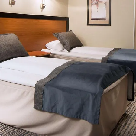 Otel Scandic 4*
